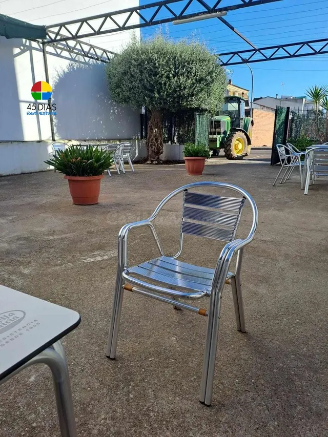 casa en venta con garaje privado en Montijo Badajoz - foto 4
