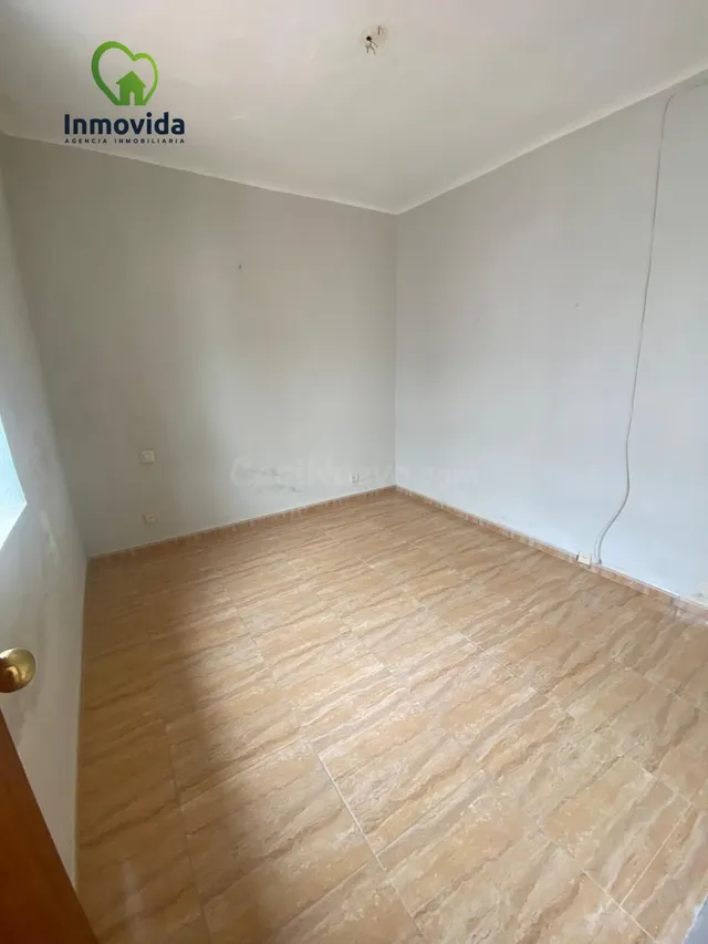 OPORTUNIDAD EN VENTA DE CASA URBANA Y VARIOS SOLARES URBANOS - foto 4