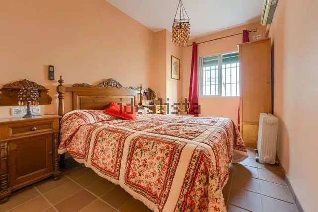 Chalet adosado en venta en Calle Bolivia — 20