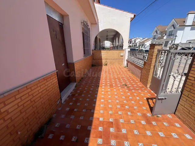 Chalet adosado en venta en Calle Domingo Martinez
