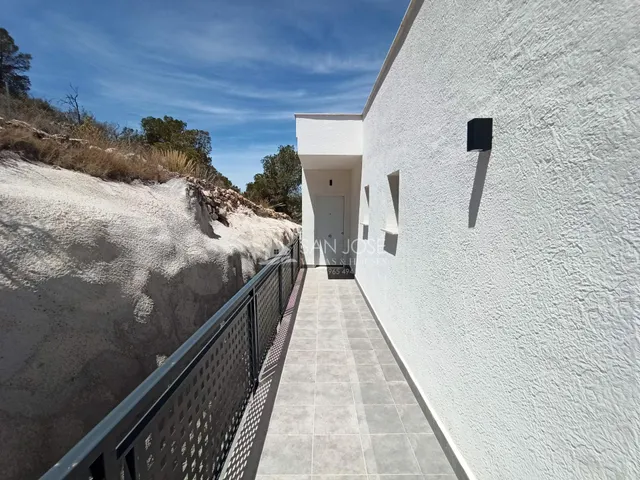 Se vende Villa con piscina en Cañada de la Leña — 44