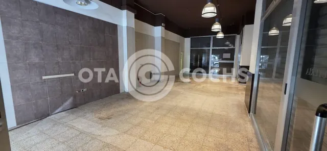 LOCAL COMERCIAL ESQUINERO ZONA NILOGA — 6