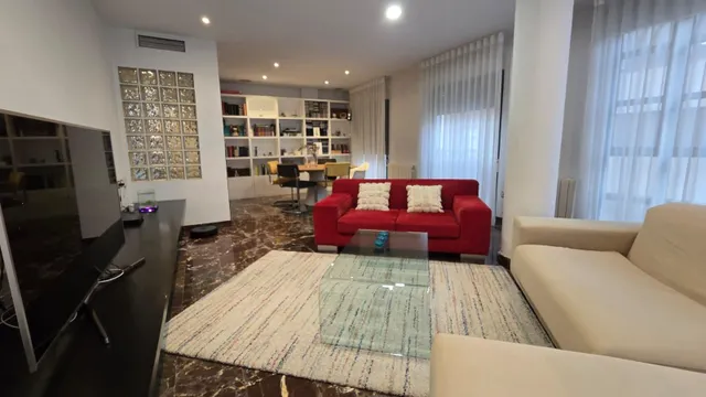 PISO DE LUJO EN ESQUINA TODO EXTERIOR — 2