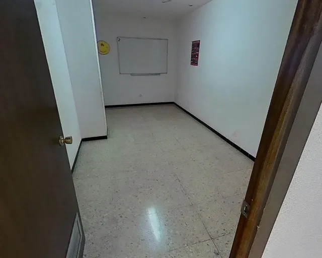 Estupendo local  en centro de Elche — 4