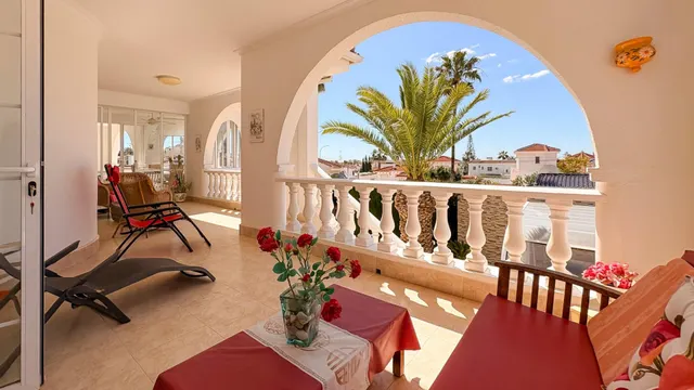 Villa 4 habitaciones 344m² en venta - Centro de la Ciudad Quesada — 23