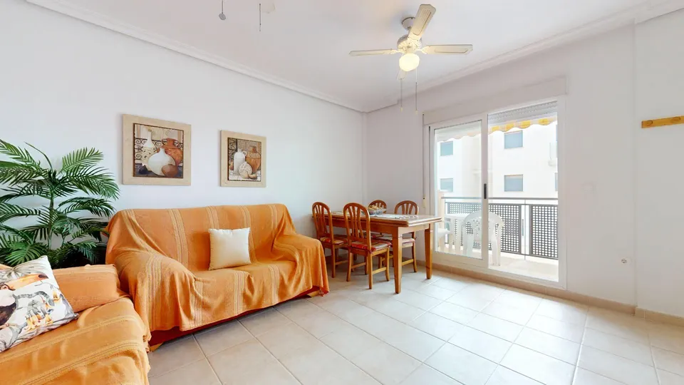 Encantadora Casa con 2 Terrazas a un Paso del Hotel 525 – 3 Dormitorios en Los Alcázares