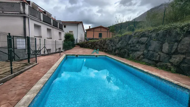 Se vende bajo en Arredondo — 33
