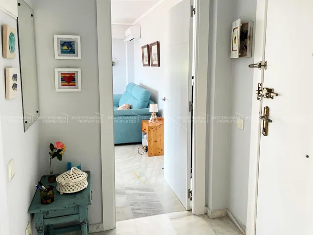Apartamento con vistas al mar en la Cala de Benidorm — 14