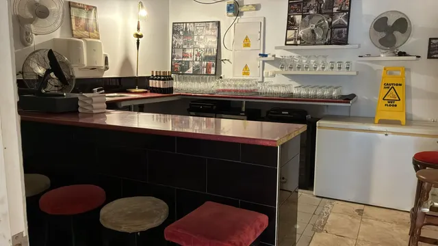 TRASPASO – IPG Sports Bar | Altos de Cabo Roig – Orihuela Costa — 28