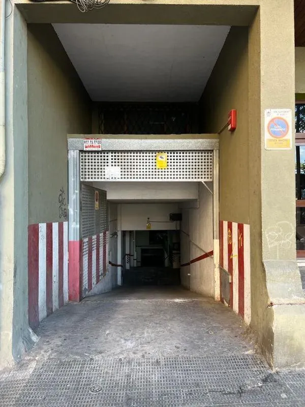 VENTA PLAZA DE GARAJE + TRASTERO — 2
