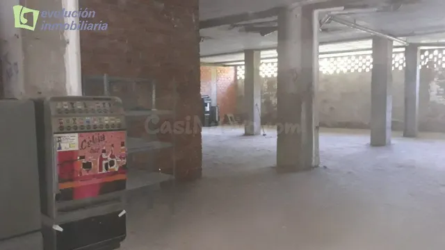 Local en Luis Alberdi, Burgos - foto 2