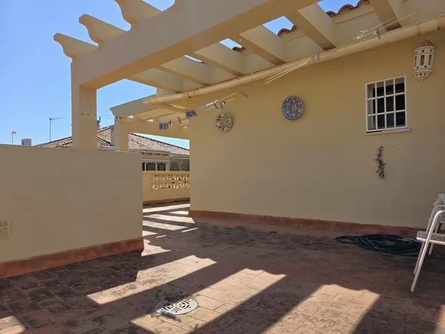 ATICO EN EL CONSUL — 6