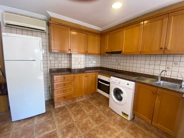 Apartamento luminoso a 150 metros de la Playa de Levante — 5