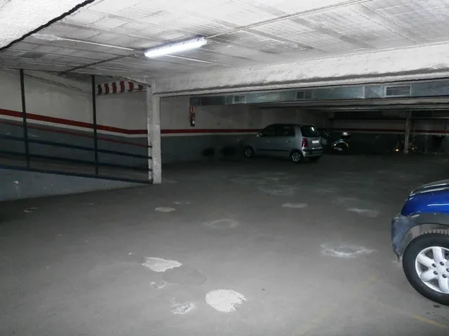 Parking Plaça del Centre — 4