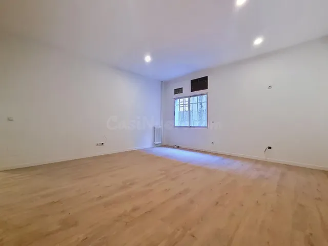Alquiler de vivienda reformada de dos dormitorios en chamartín — 4