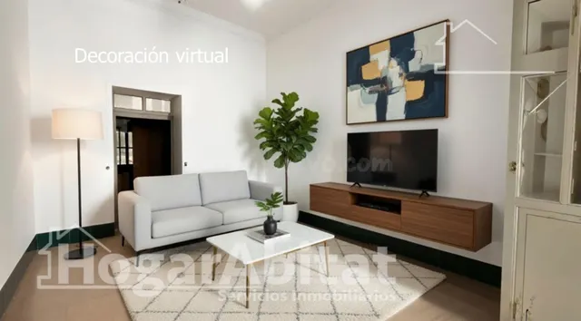 ¡OPORTUNIDAD DE INVERSIÓN! AMPLIA CASA CON TERRAZA EN EL CEN - foto 3