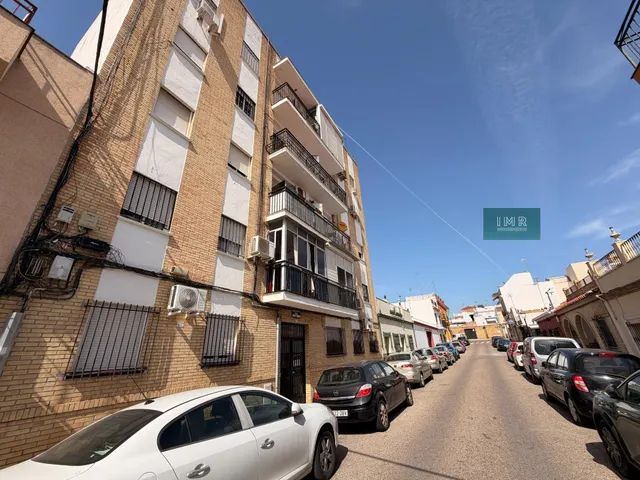 Piso luminoso en venta en Tomares, junto a Navarro Caro — 18