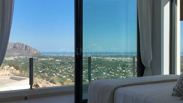 Villa Solana. Villa nueva en venta con vistas panorámicas. C - foto 3