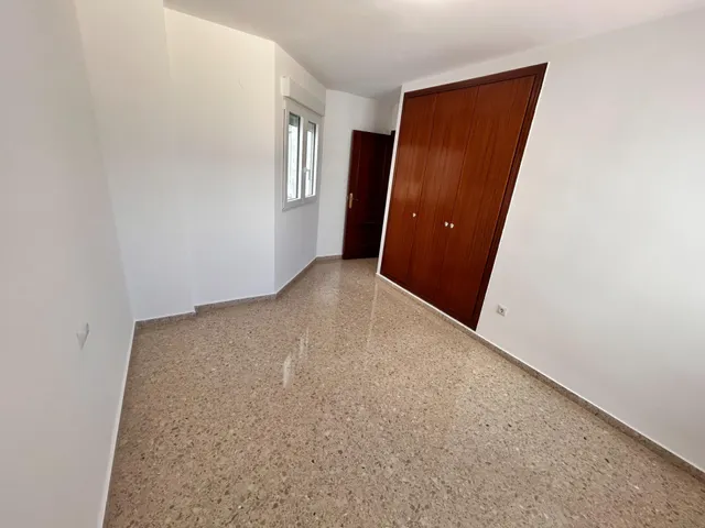 ¡Tu nuevo hogar REFORMADO A ESTRENAR en el corazón de Valencia! ✨ — 35