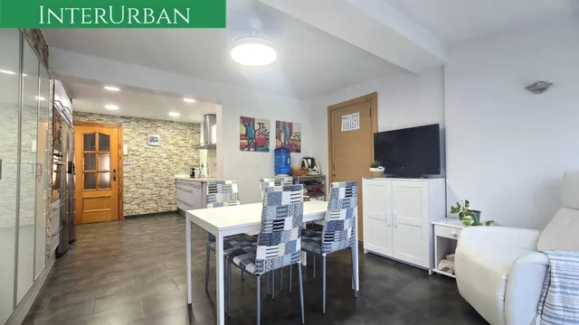 Espectacular chalet independiente con piscina privada y gran parcela en La Pobla de Vallbona — 17