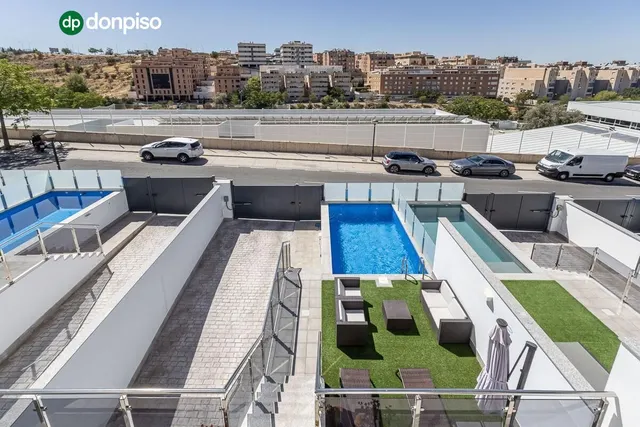 Vivienda de lujo en Urbanización SERRALLO HILLS. — 29
