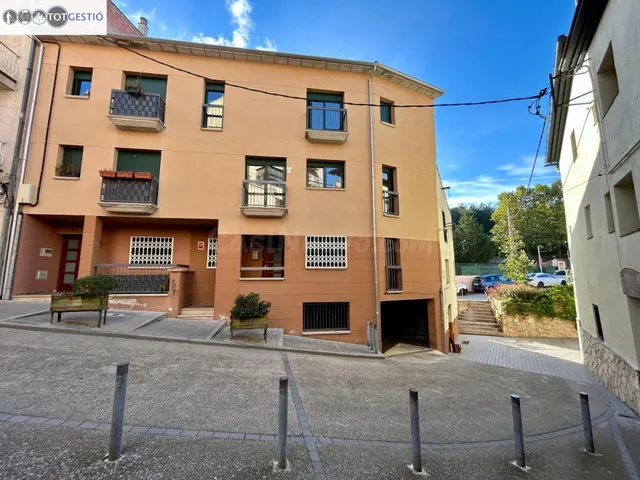 En venta nueva casa en el centro de Sant Hilari a precio exc - foto 2