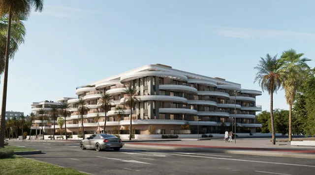 PRIME LOCATION IN MALAGA — 31