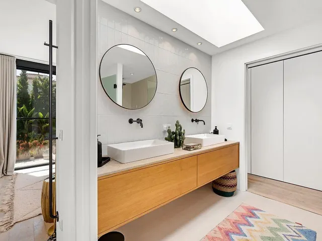 Villa de ensueño con piscina de Bali, jardín y concepto de vida inundado de luz en Santa Ponsa — 13