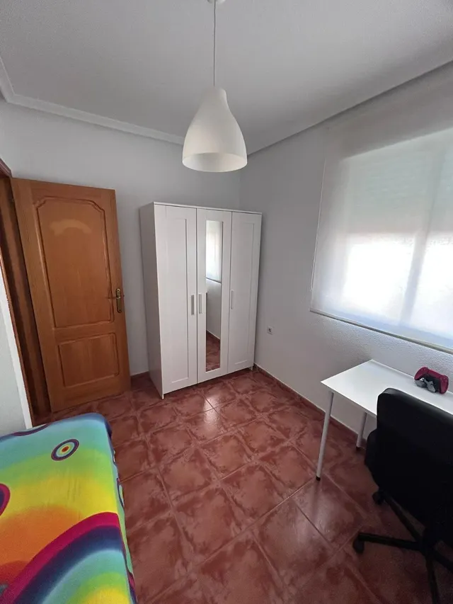 Adosado en zona de Valverde, Elche — 29