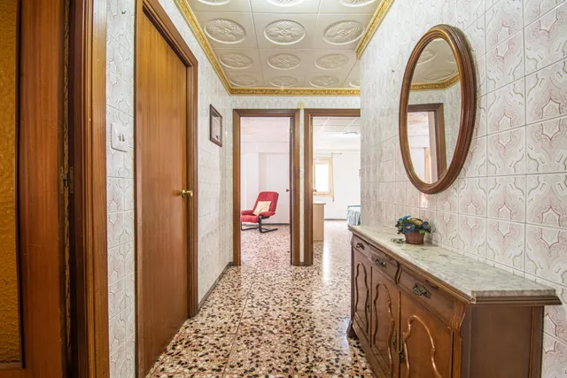 Piso de 4 habitaciones con ascensor en Altabix - Elche — 8