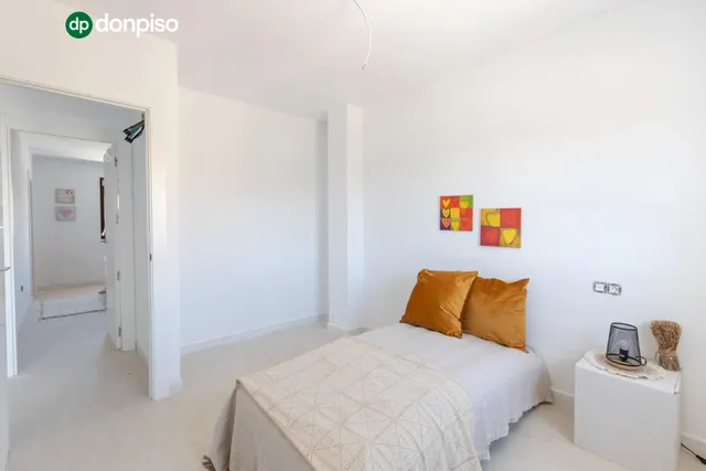 Espectacular casa adosasa de obra nueva — 19