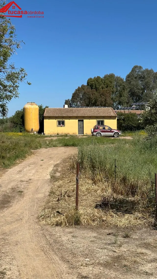 CASA CON TERRENO A ORILLAS DEL PANTANO EN PEÑARROYA — 19