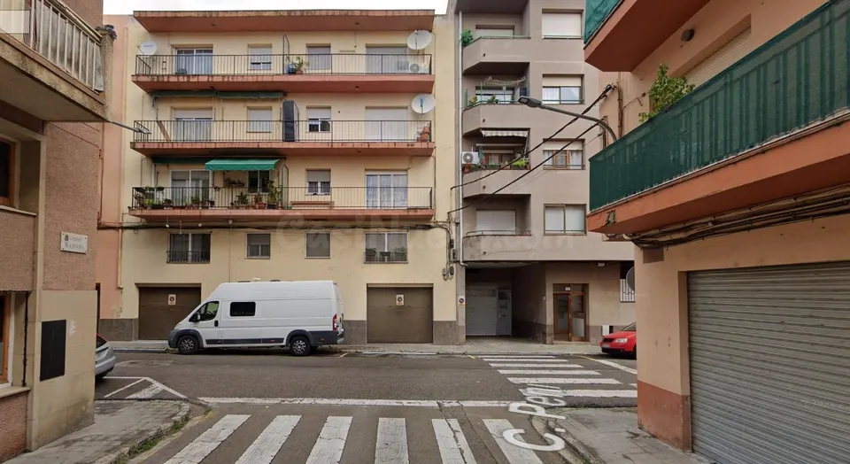 PISO EN GIRONA