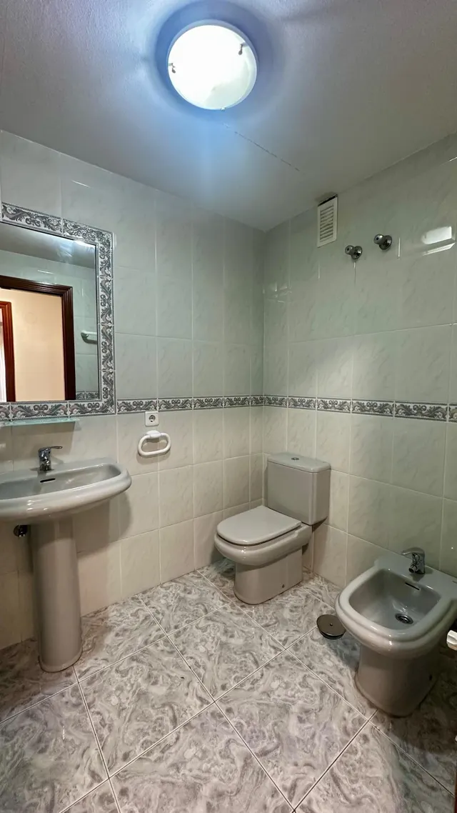 PISO DE DOS DORMITORIOS EN EL CENTRO DE CANGAS DE ONIS — 13