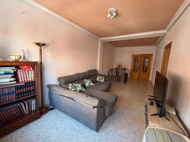 Alquiler de pìso - calle Ubeda