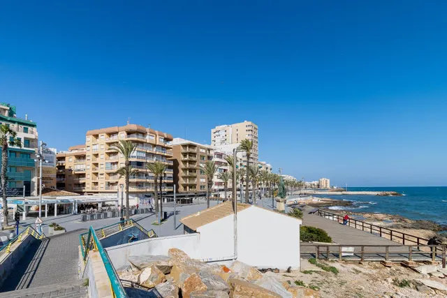 BAR / RESTAURANTE EN VENTA EN TORREVIEJA, ZONA PLAYA DEL CURA — 42