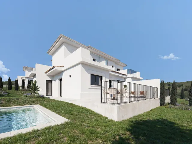 Chalet pareado a estrenar cerca del mar con jardín y aparcamiento — 12