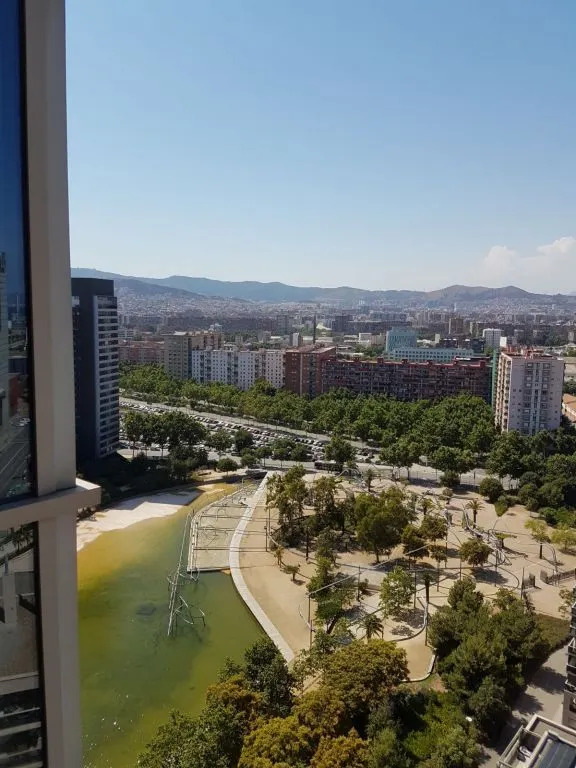 PISO ALTO CON VISTA PANORAMICAS AL MAR Y A LA CIUDAD — 21