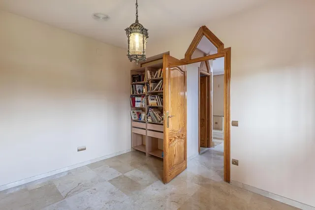 Espectacular casa independiente con piscina y grandes vistas en Monteluz (Peligros) — 43