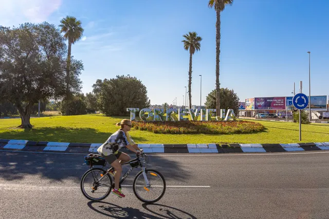 Exclusivo chalet con piscina en san luis – Torrevieja — 39