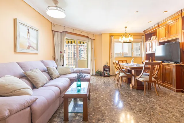 VIVIENDA CON PISCINA, PLAZA DE GARAJE Y TRASTERO — 10