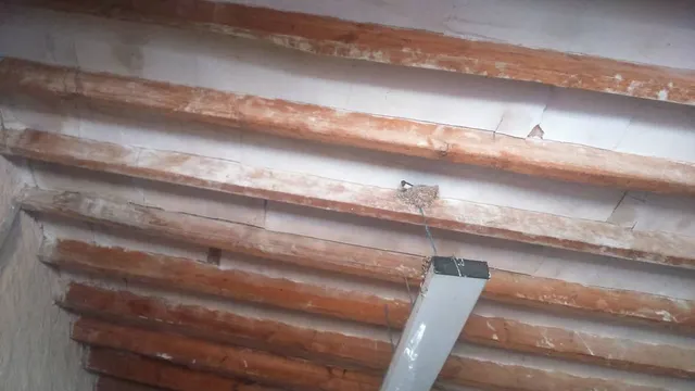 CASERON  DE PUEBLO PARA REFORMAR — 23