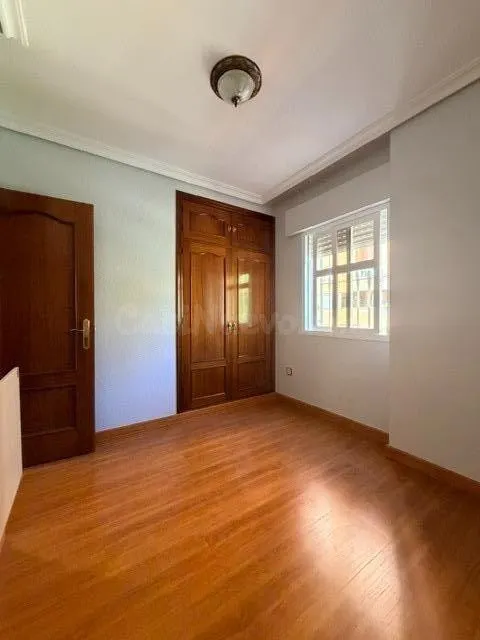 Piso Espacioso y Luminoso en Huerta Rosales - Valdepasillas — 5