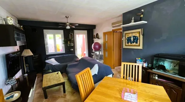 Casa semi adosada con encanto, garaje privado y amplia terraza en pleno corazón de Alcalalí — 3