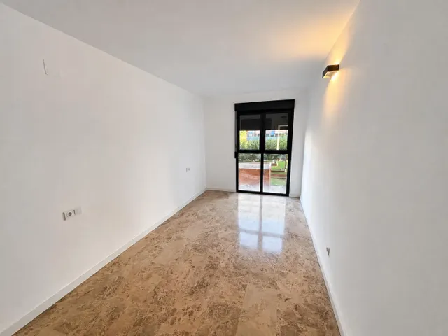 Amplio y lujoso piso de 3 habs y piscina en ciudad de artes y ciencias! — 22