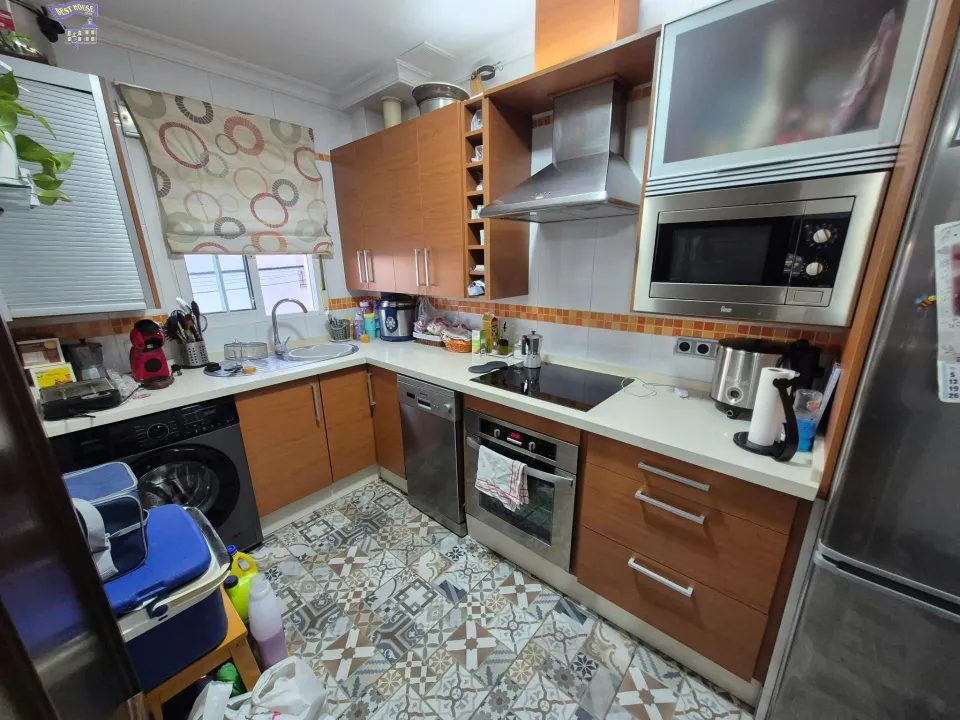 Se vende piso en zona las canteras