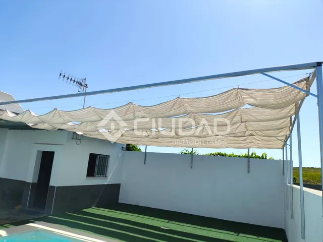 Parcela con construcción y piscina en Reventón Chico — 7