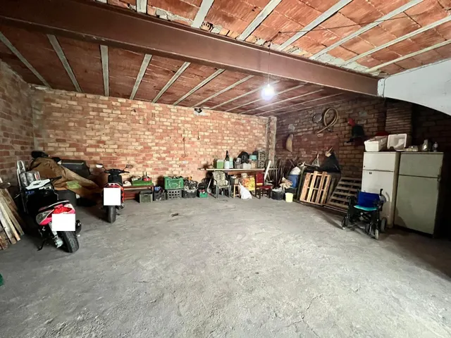 VENTA CASA CON GARAJE ZONA CENTRO — 16
