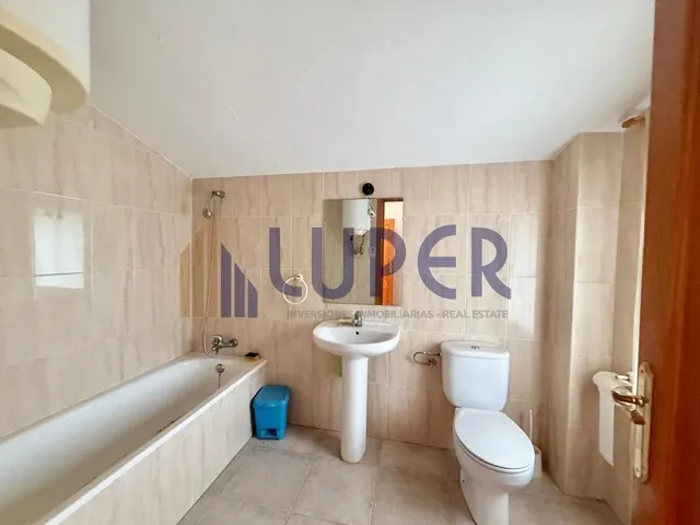 Chalet en San Vicente del Raspeig, zona Canastell con 2 viviendas — 42