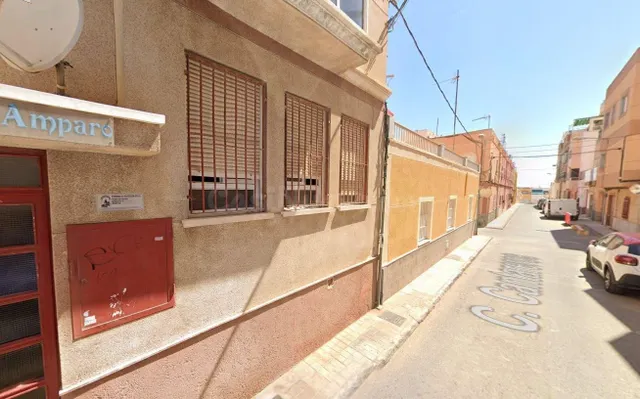 Se vende piso OKUPA en Calle Cantareros 109 de Almería (Alme
